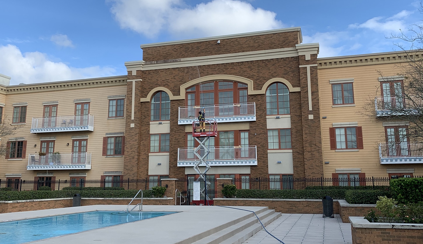 Commercial Building Power wash